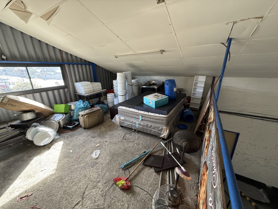 To Let commercial Property for Rent in Triangle Farm Western Cape
